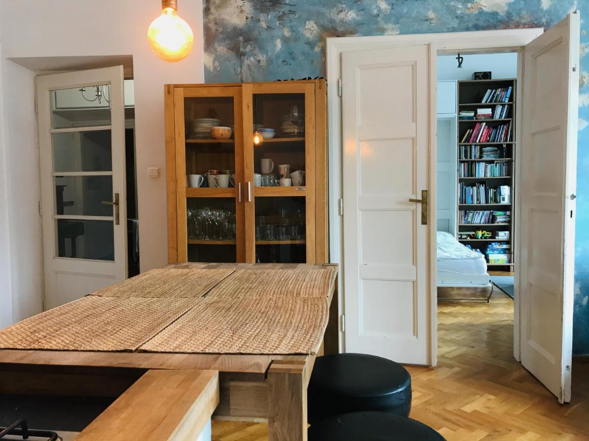 Tenement Apartment 90M2 City Center Krakow Luaran gambar