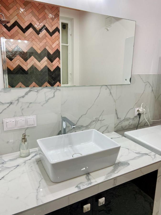 Tenement Apartment 90M2 City Center Krakow Luaran gambar