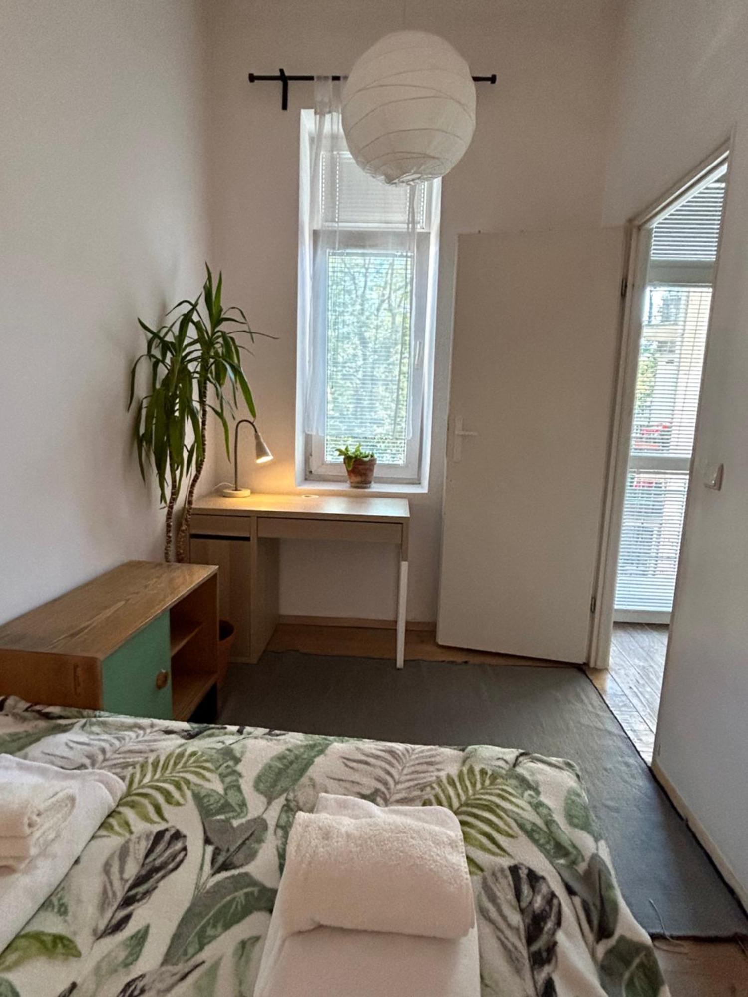 Tenement Apartment 90M2 City Center Krakow Luaran gambar